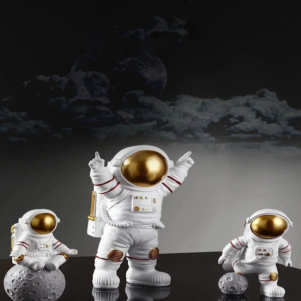 4pcs Astronaut Figure Statue Figurine Spaceman Sculpture Educational Toy Desktop Home Decoration Astronaut Model For Kids Gift