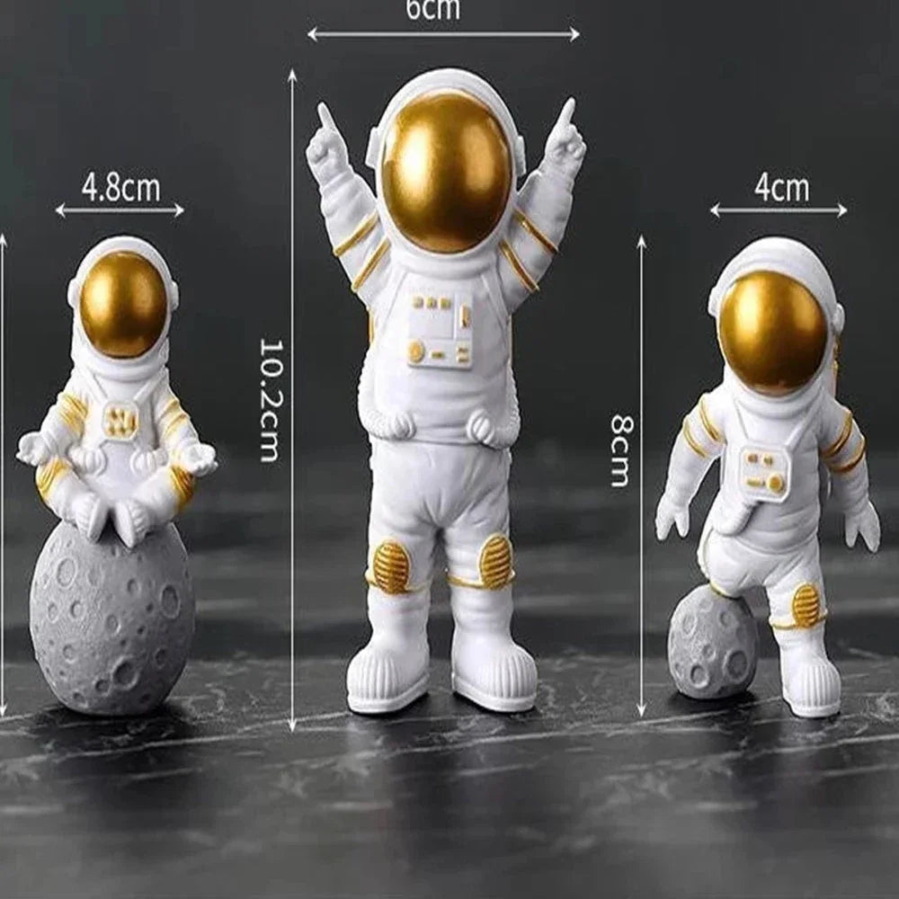 4pcs Astronaut Figure Statue Figurine Spaceman Sculpture Educational Toy Desktop Home Decoration Astronaut Model For Kids Gift