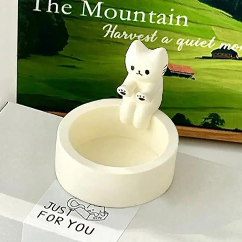 Cute Kitten Candle Holder Grilled Cat Shaped Aromatherapy Candle Holder Office Home Desktop Decorative Ornaments Birthday Gifts